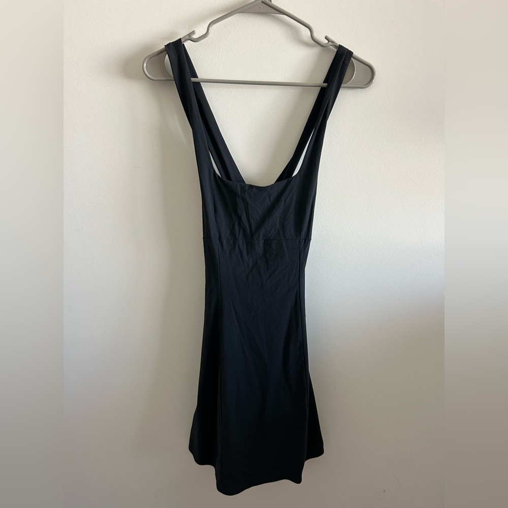 OUTDOOR VOICES Black Cross Exercise Dress